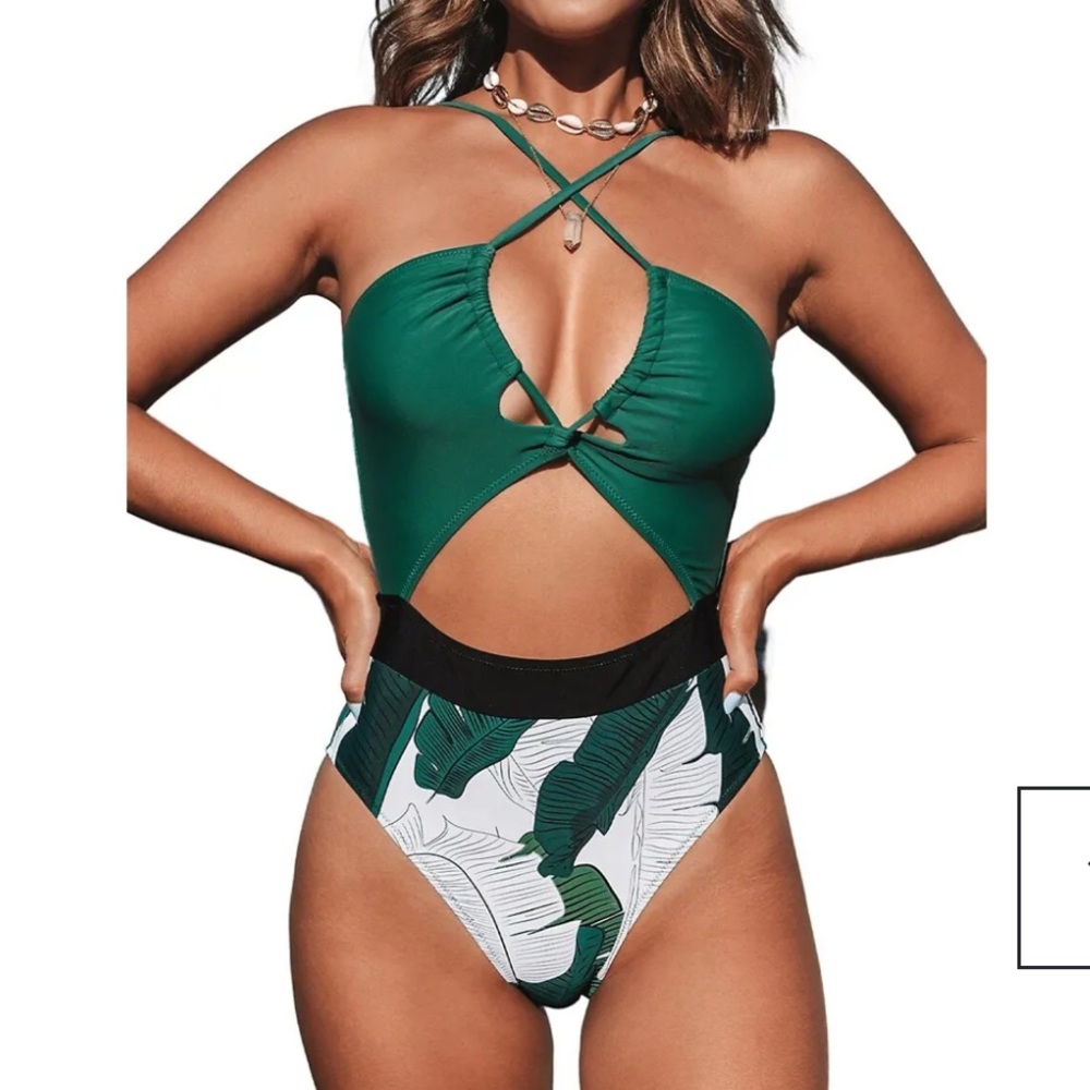 Cupshe Cutout One Piece Leafy Crisscross Front Drawstring Bathing Suit